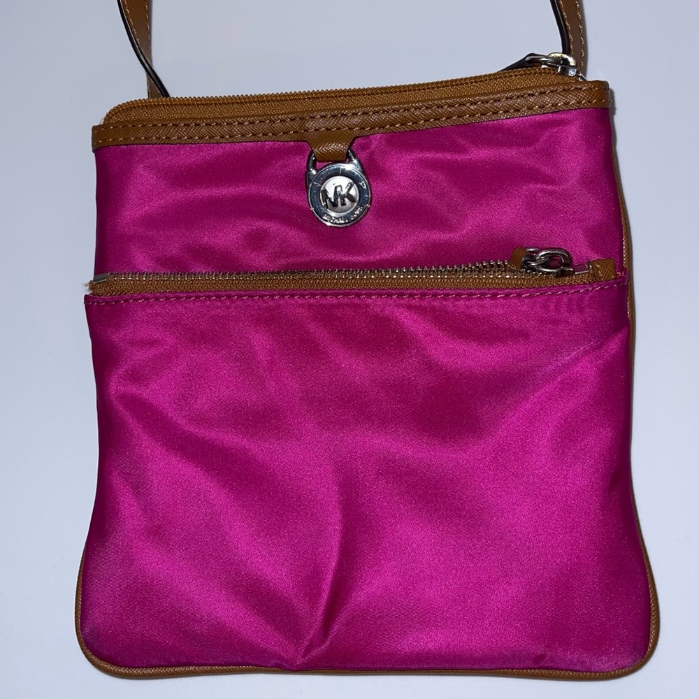 Michael Kors pink crossbody with brown strap